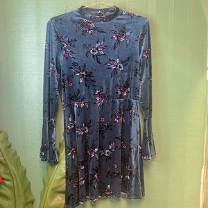 Soft & Comfy Long Sleeve Dress.